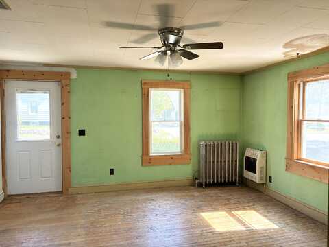 159 S Main Street, Auburn, ME 04210