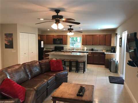 6140 Standing Oaks, NAPLES, FL 34119