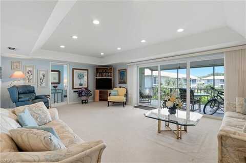196 Peppermint, NAPLES, FL 34112