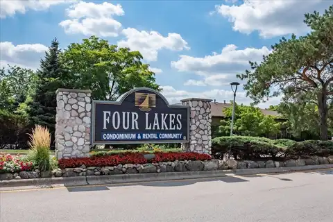 5820 Oakwood Drive, Lisle, IL 60532