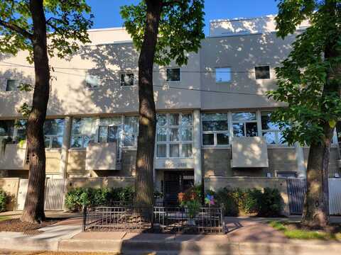 2828 N Talman Avenue, Chicago, IL 60618