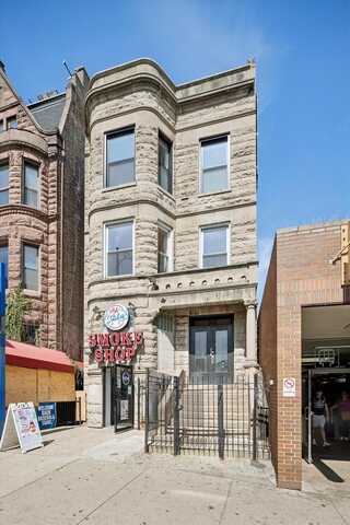 948 W Addison Street, Chicago, IL 60613