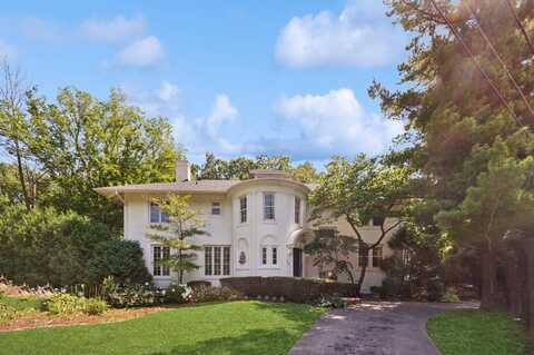 184 Maple Avenue, Highland Park, IL 60035