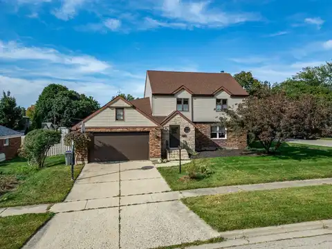 1300 Wolff Avenue, Elgin, IL 60123