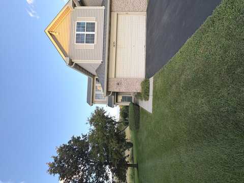 1635 S Candlestick Way, Waukegan, IL 60085