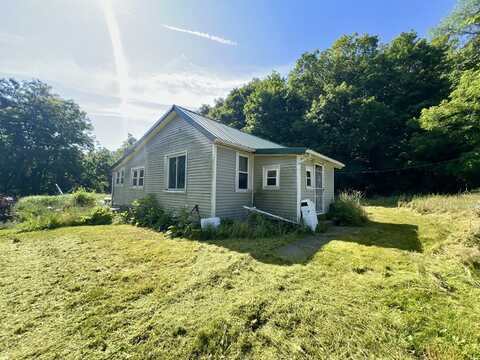 13174 Harrold Point Road, Wapella, IL 61777