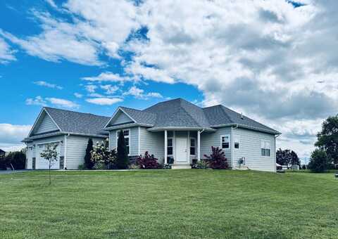 10359 E Shagbark Lane, Rochelle, IL 61068