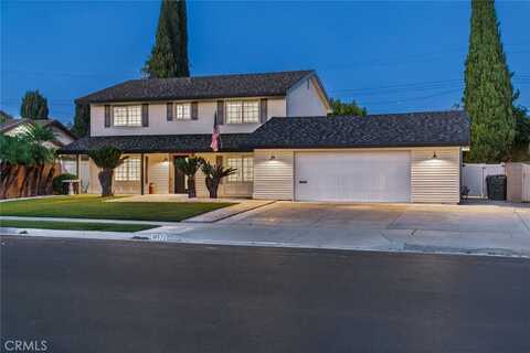 18572 Los Leones St, Fountain Valley, CA 92708