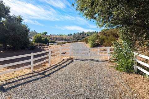 38563 Calle de Companero, Murrieta, CA 92562