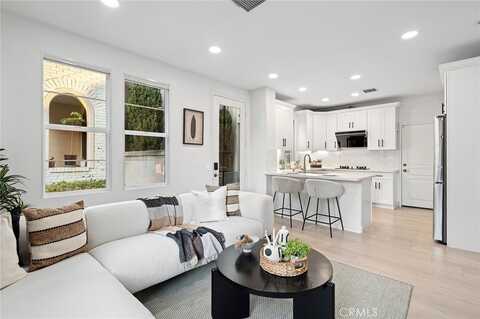 345 Tall Oak, Irvine, CA 92603