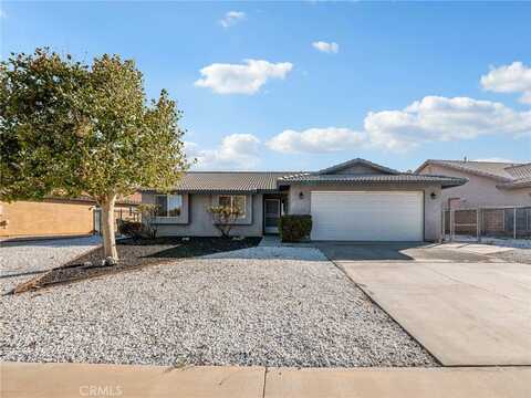 14307 Schooner Dr., Helendale, CA 92342