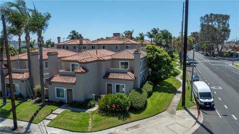 704 Lake Street, Huntington Beach, CA 92648