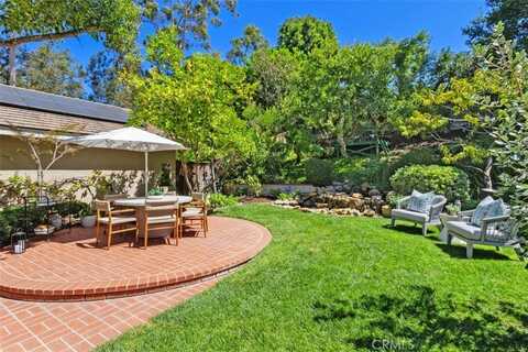17 Wandering Rill, Irvine, CA 92603