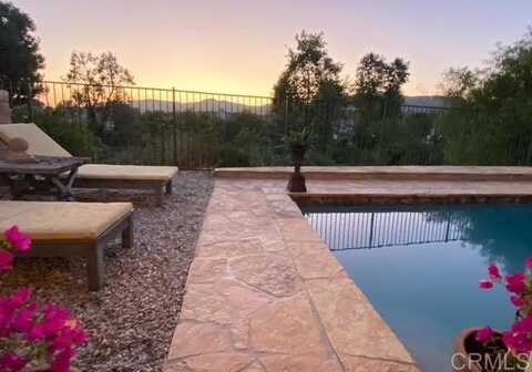 581 Galloping Hill Road, Simi Valley, CA 93065