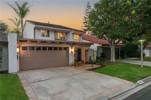306 Vista Trucha, Newport Beach, CA 92660