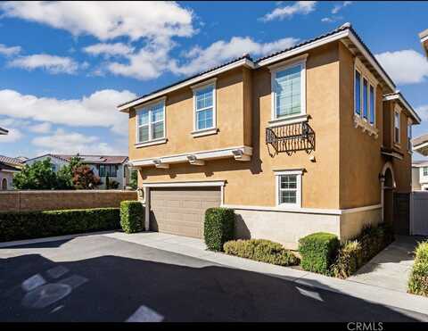 5857 Oatfield Ave, Eastvale, CA 92880
