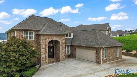 1092 Heritage Drive, Guntersville, AL 35976