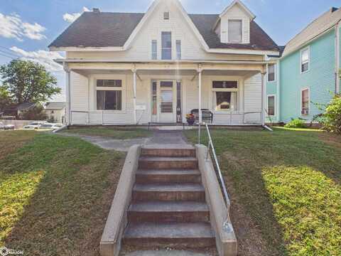 1102 High Street, Keokuk, IA 52632