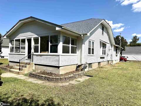 1912 Whittier Street, Burlington, IA 52601