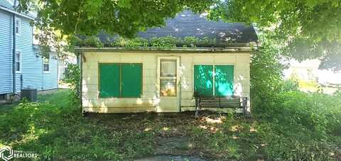 100 Oak Street, Battle Creek, IA 51006