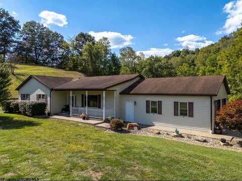 182 Beaver Lane, Fairmont, WV 26554