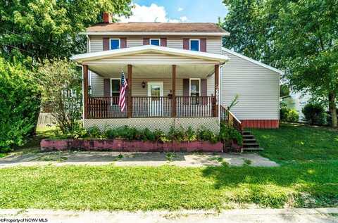 9 S Main Street, Point Marion, PA 15474