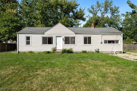 7407 Hawk Avenue, Mentor, OH 44060