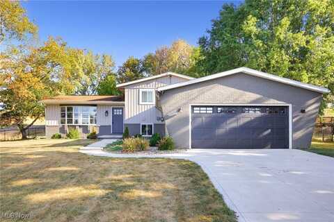 3135 Nimishillen Church Road NE, Hartville, OH 44632