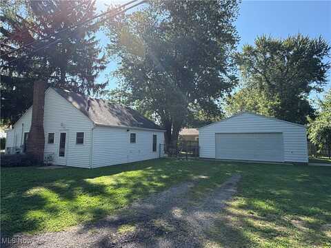 1534 Hazel Avenue, Madison, OH 44057