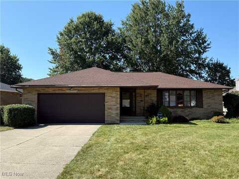 7446 Pinewood Drive, Middleburg Heights, OH 44130