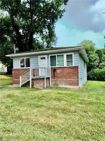 1052 Yukon Avenue, Akron, OH 44320