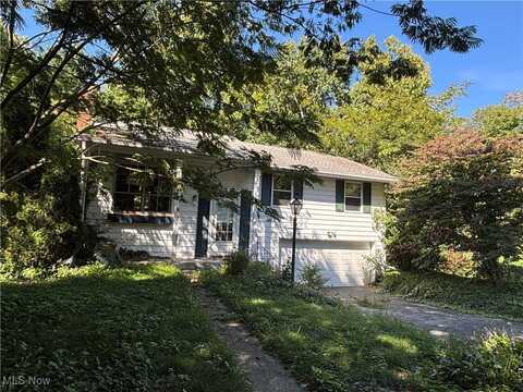 6225 Selkirk Drive, Madison, OH 44057