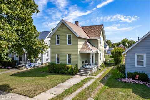 421 Adams Street, Elyria, OH 44035