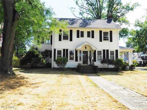 736 Chestnut Blvd., Cuyahoga Falls, OH 44221