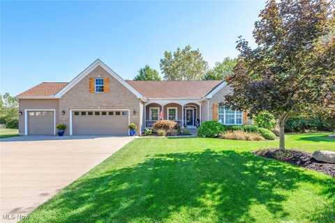 650 Eastpointe Court, Amherst, OH 44001