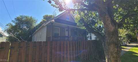 2071 W 45th Street, Cleveland, OH 44102