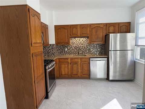 106 Daniel Avenue 2, Rutherford, NJ 07070