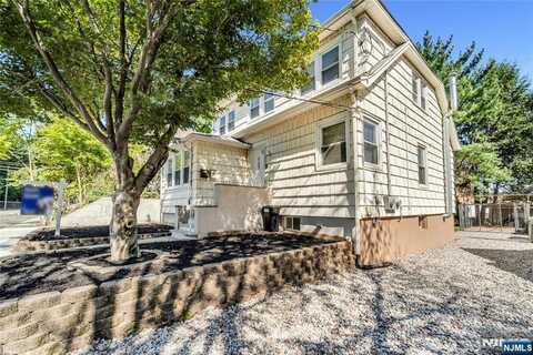 757 Ray Avenue, Ridgefield, NJ 07657