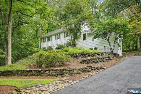 22 Old Smith, Tenafly, NJ 07670