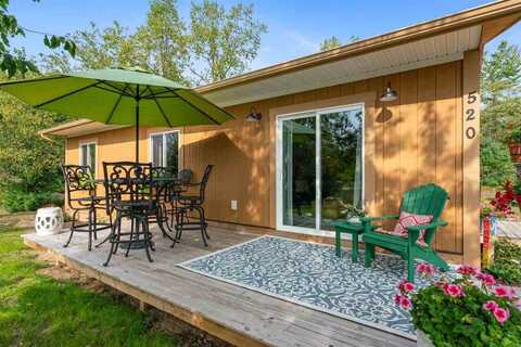 520 Franklin Estate, Petoskey, MI 49770
