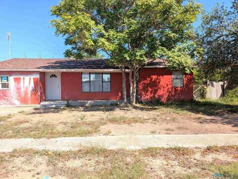 105 S Globe Avenue, Portales, NM 88130