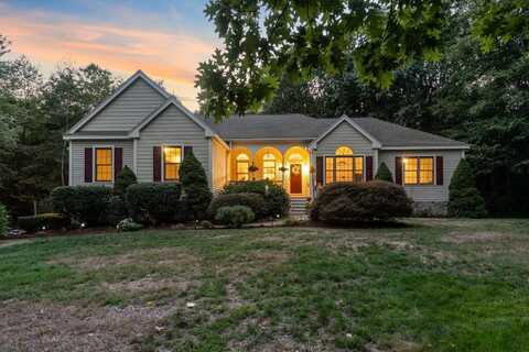 12 Parshley Lane, Brentwood, NH 03833