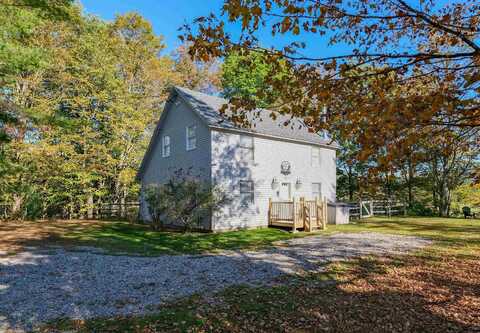 107 Route 100, Weston, VT 05161