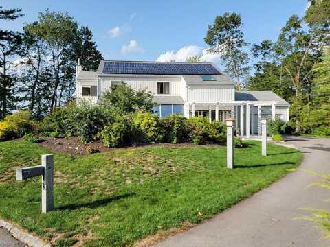 30 Clearview Drive, Nashua, NH 03062