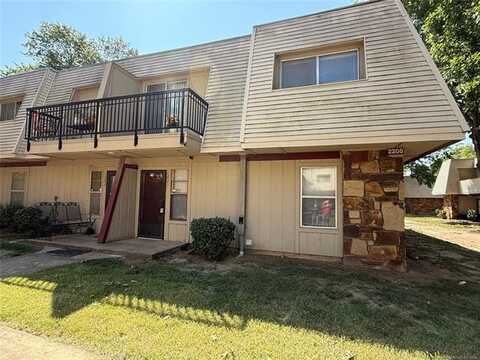 2208 E 66th Place, Tulsa, OK 74136