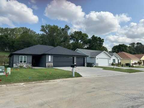 4724 Harrison, Sioux City, IA 51108
