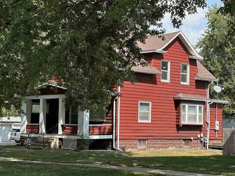 525 OTSEGO ST, Storm Lake, IA 50588