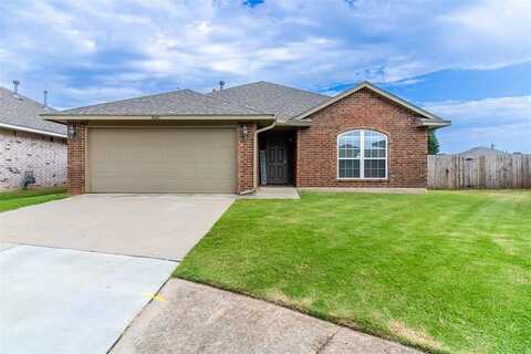 600 SW 38th Place, Moore, OK 73160