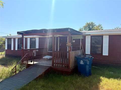 2213 Pedernales Court, Granbury, TX 76048