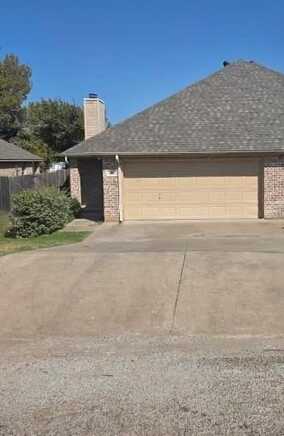 606 Linda Drive, Joshua, TX 76058